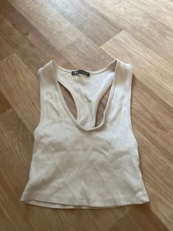 Top beige Zara