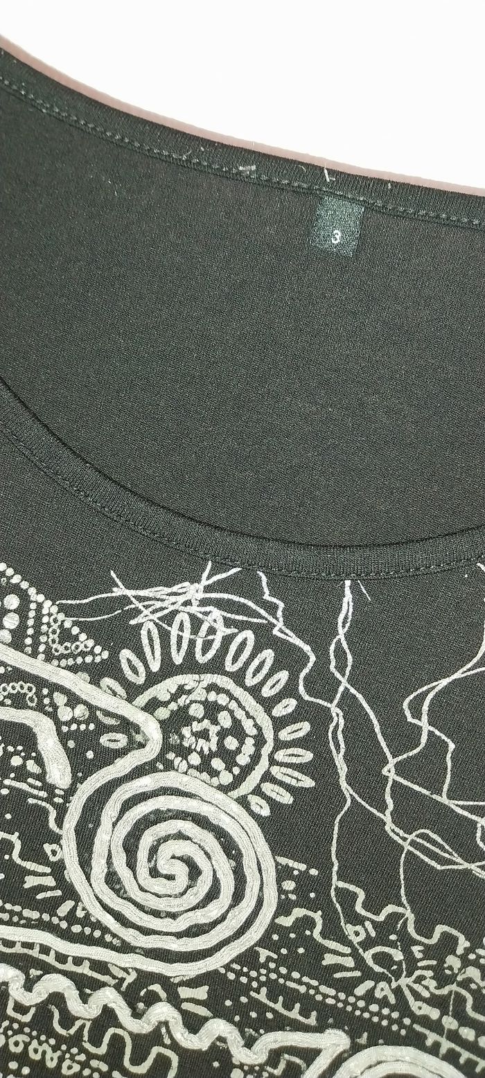 Top/ tunique/ t-shirt manches longues noir Broderies argentées taille 40/ 3 / L excellent état - photo numéro 9