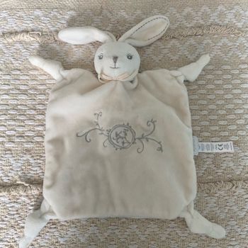 Doudou lapin plat kaloo perle crème
