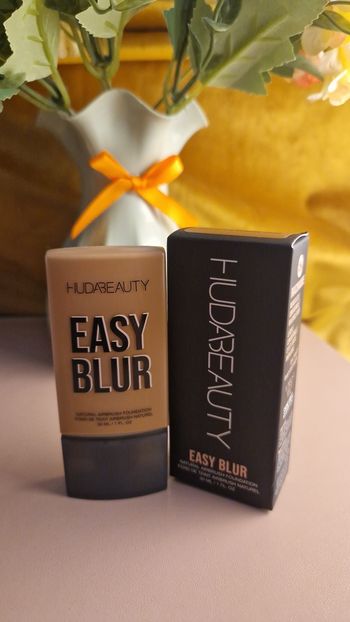 Hudabeauty fond de teint Easy blur chocolate mousse 450G neuf