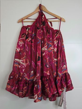 Robe neuve avec étiquette dos nu bordeaux Miss Guided