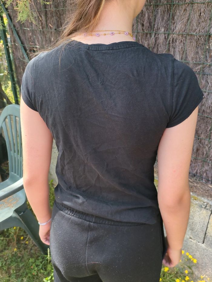 Tee shirt h&M carton 🍒 - photo numéro 2