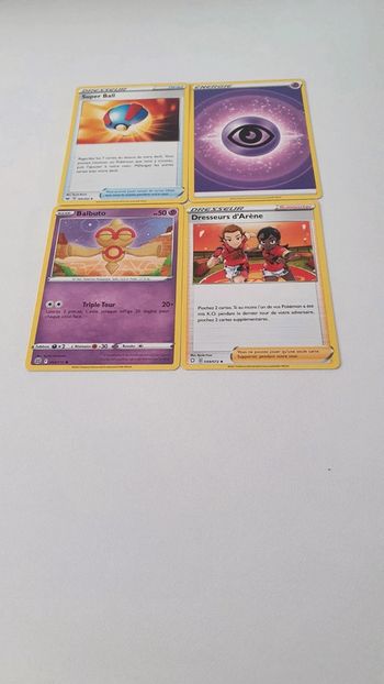 4 cartes neuves Pokémon