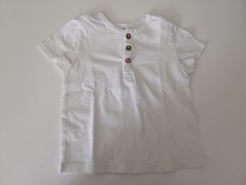 Tee-shirt à col tunisien boutonné (Blanc, manches courtes) 9 mois (74 cm) Kiabi