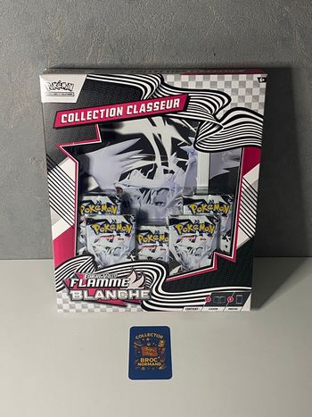 Carte Pokémon Coffret Classeur Flamme Blanche neuf scellé