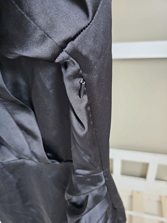 Robe de soirée noire - photo numéro 3