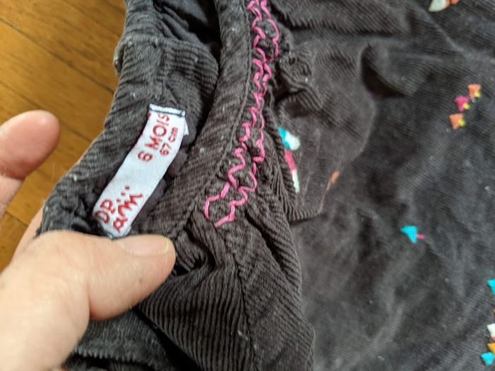 Jolie robe velours gris anthracite brodée lionne DPAM 6 mois - photo numéro 3