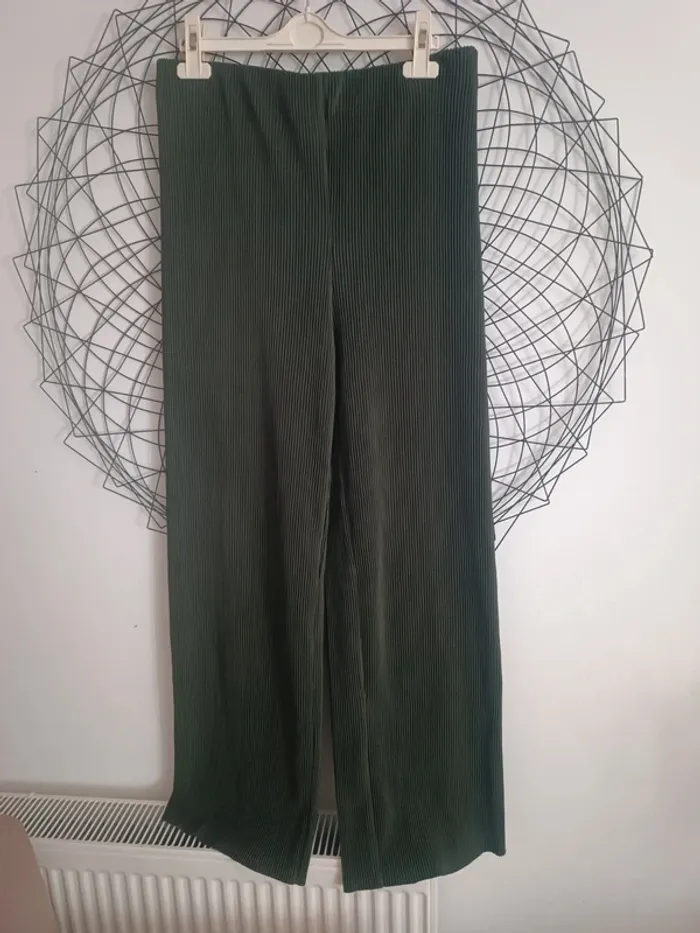 Pantalon large plissé kaki mango taille M