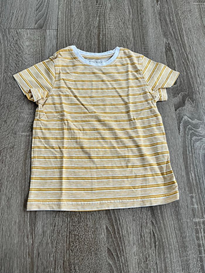 Lot de 7 vêtements garçon 5 ans - photo numéro 6