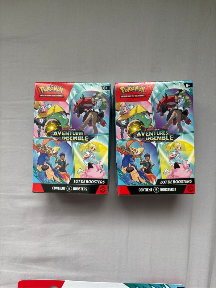 Lot Pokémon 2 Bundle aventures ensemble ev9