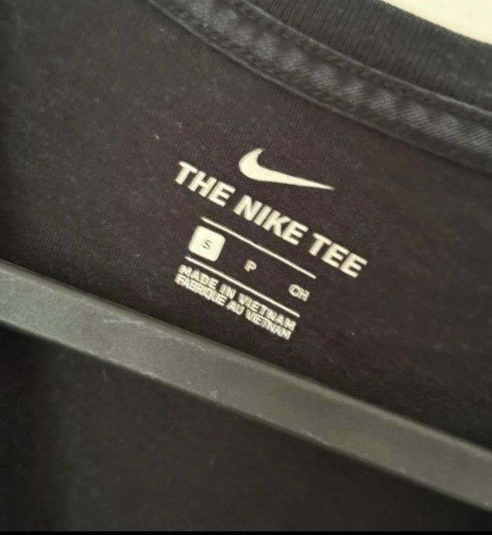 T-shirt femme Nike - taille 36 / S - photo numéro 2