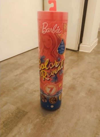 Poupée Barbie color reveal
