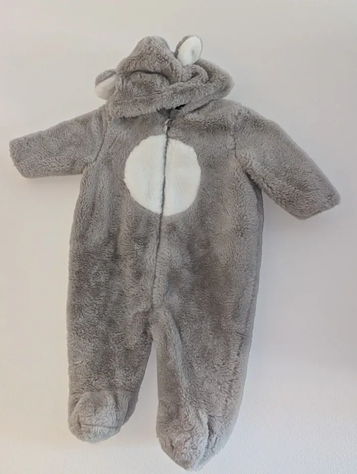 Combinaison bébé 9-12 mois