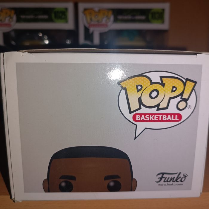 Funko pop LeBron JAMES 90 - photo numéro 5
