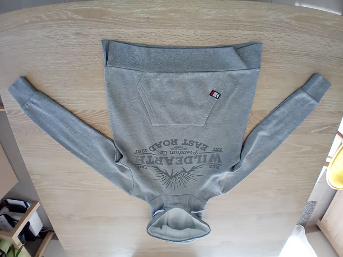 Lot 3 sweats garçon 14 ans - Excellent état - photo numéro 4