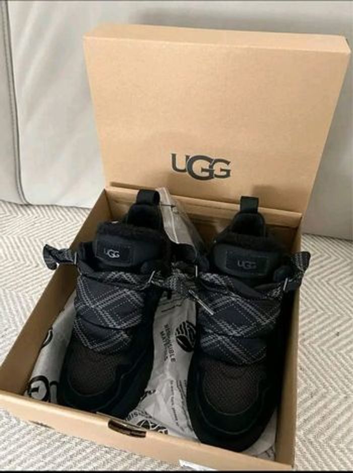 Chaussure UGG femme