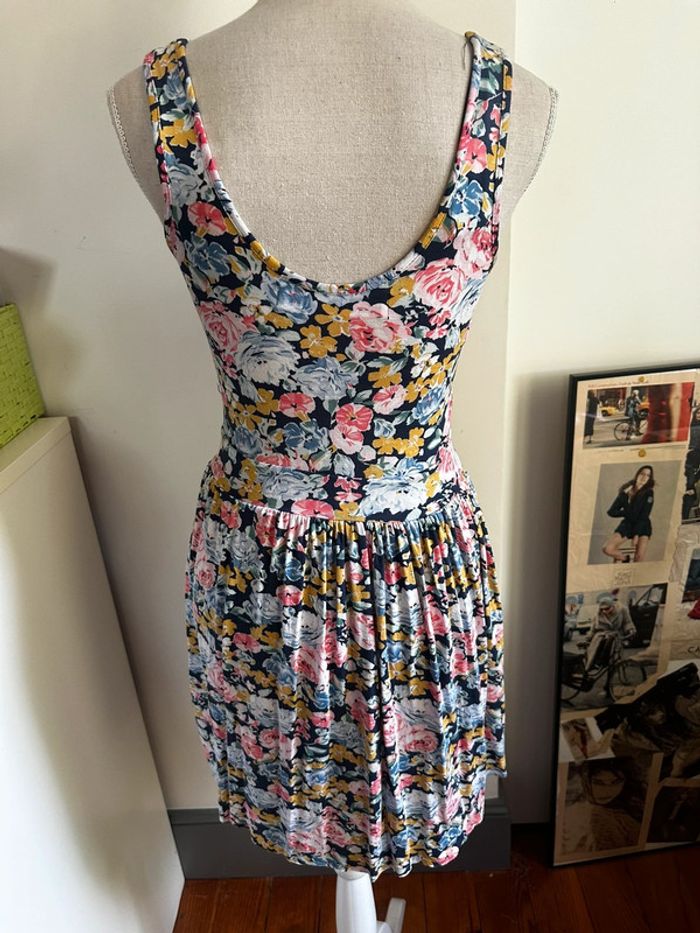 🌸 Robe d’été fleurie vintage – ZARA – Taille M🌼 - photo numéro 5