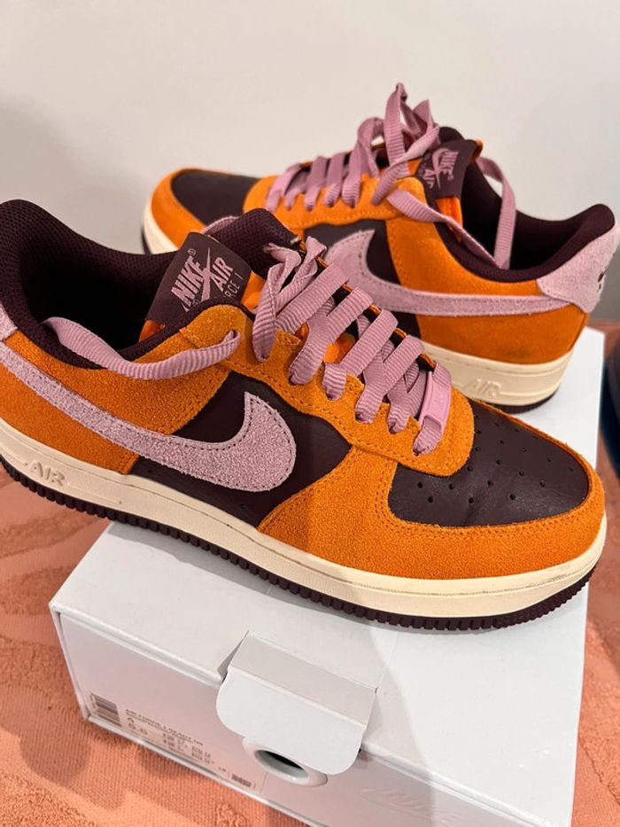 Nike Air Force 1 Low '07 Magma Orange (femme) pointure 38 - photo numéro 2