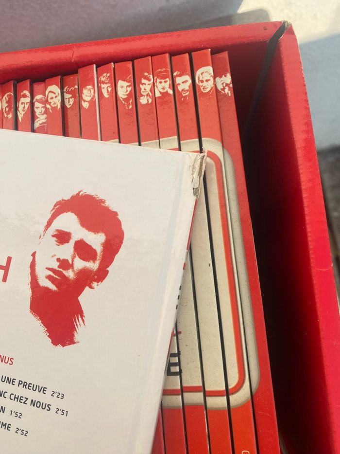 Collection de livres, Johnny Hallyday - photo numéro 2