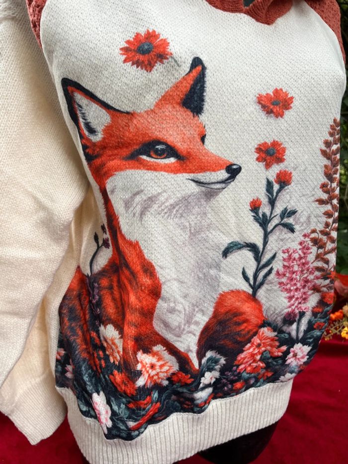 Pull à capuche renard Taille L – Motif forêt & fleurs - photo numéro 2