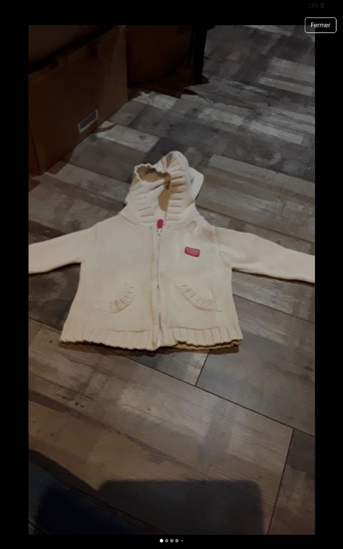 Gilet zippé avec capuche blanc
