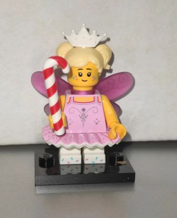 Lego minifigures série 23 la fée dragée