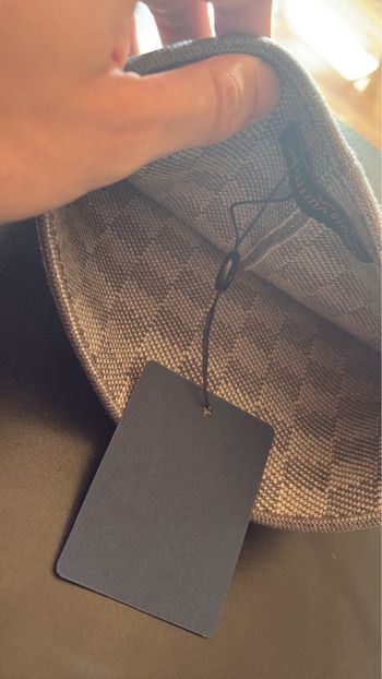 Bonnet lv gris