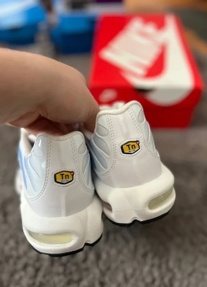 Nike Air Max Plus TN Taille 38 - photo numéro 4