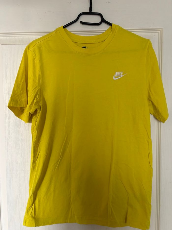 Vente de vêtements - photo numéro 4