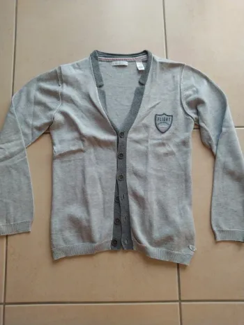 Gilet garçon taille 10 ans marque Okaïdi
