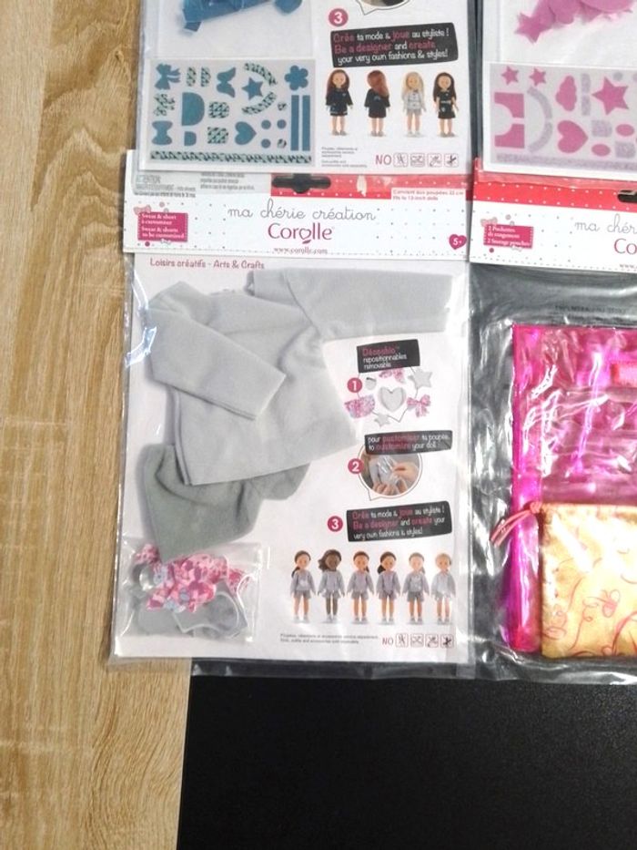 Lot tenue, chaussures et accessoires pour poupée corolle Neuf sous bliste - photo numéro 2