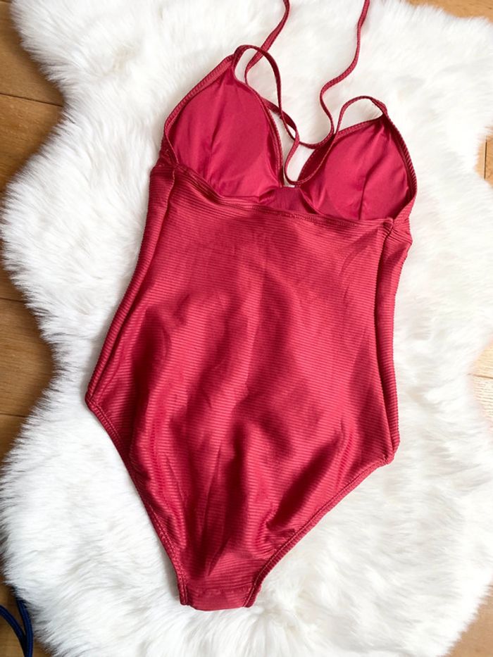 Maillot de bain 1 pièce cerise 🍒 Neuf avec étiquette - photo numéro 3