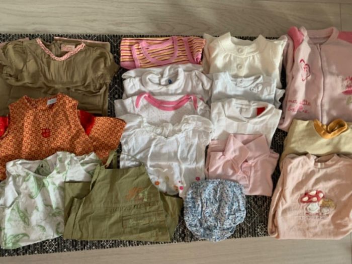 Lot 16 vêtements 18 mois fille