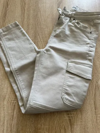 Pantalon skinny crème Jennyfer