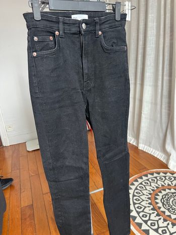 Jean noir Zara taille 36