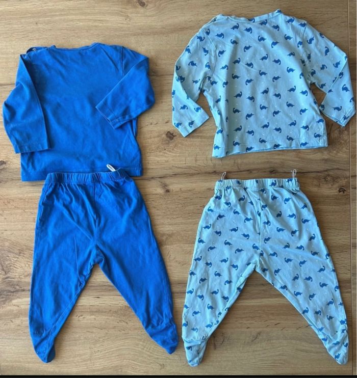 Ensemble de deux pyjamas - photo numéro 2