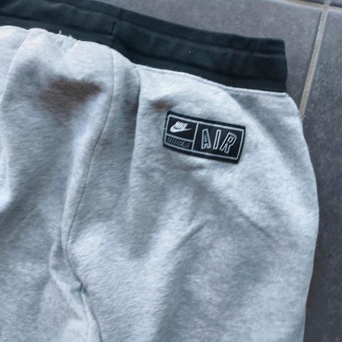 Pantalon jogging Nike gris enfant taille XL - photo numéro 4