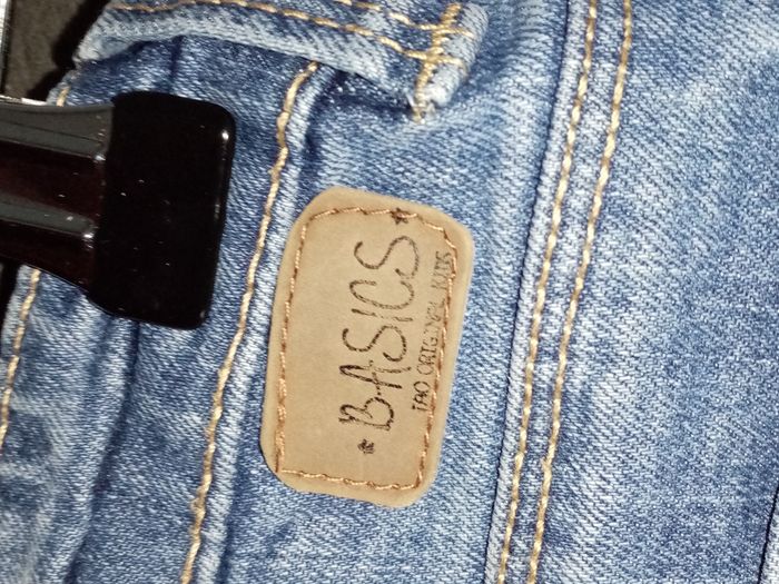 3 ans Ensemble 2 p tao, h&m Tee-shirt fleuri et jean bleu toutes saisons /Excellent état - photo numéro 6