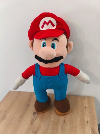 Grande peluche super Mario Bros Nintendo