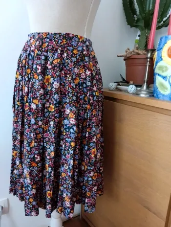Jupe fleurie vintage handmade taille 34/36
