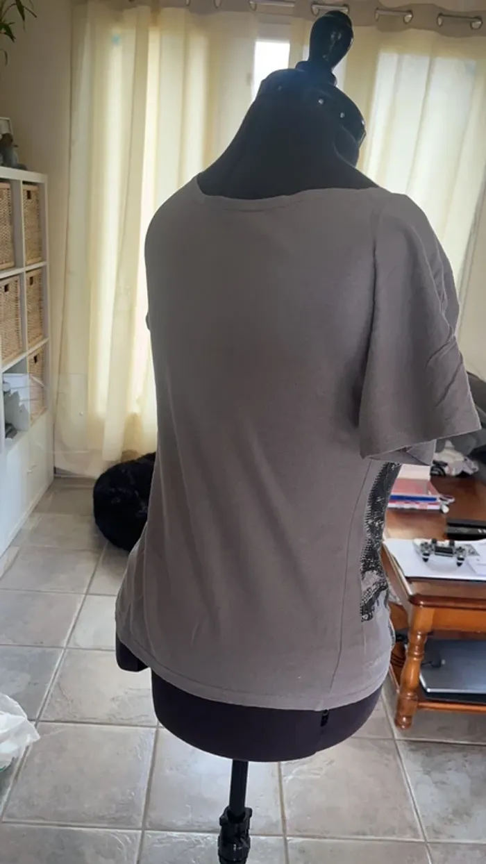 T shirt - photo numéro 3