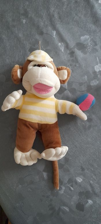 Peluche singe
