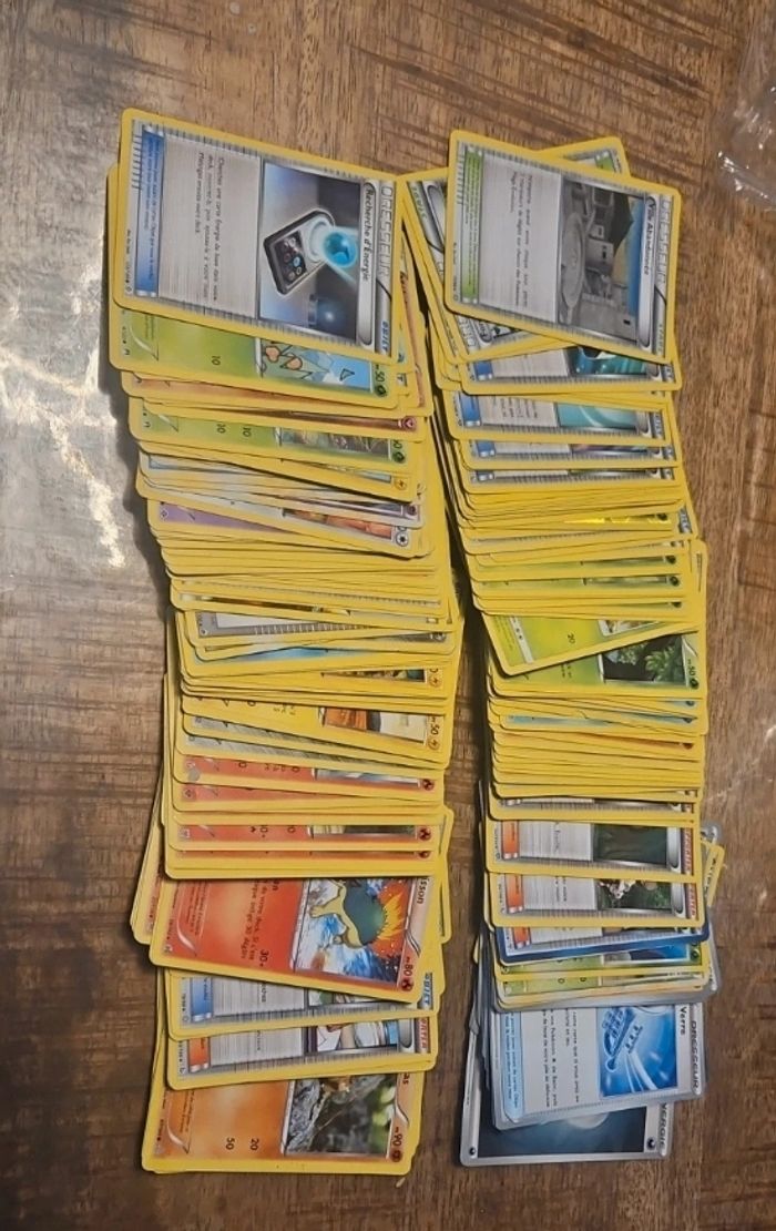 Lot cartes pokémon