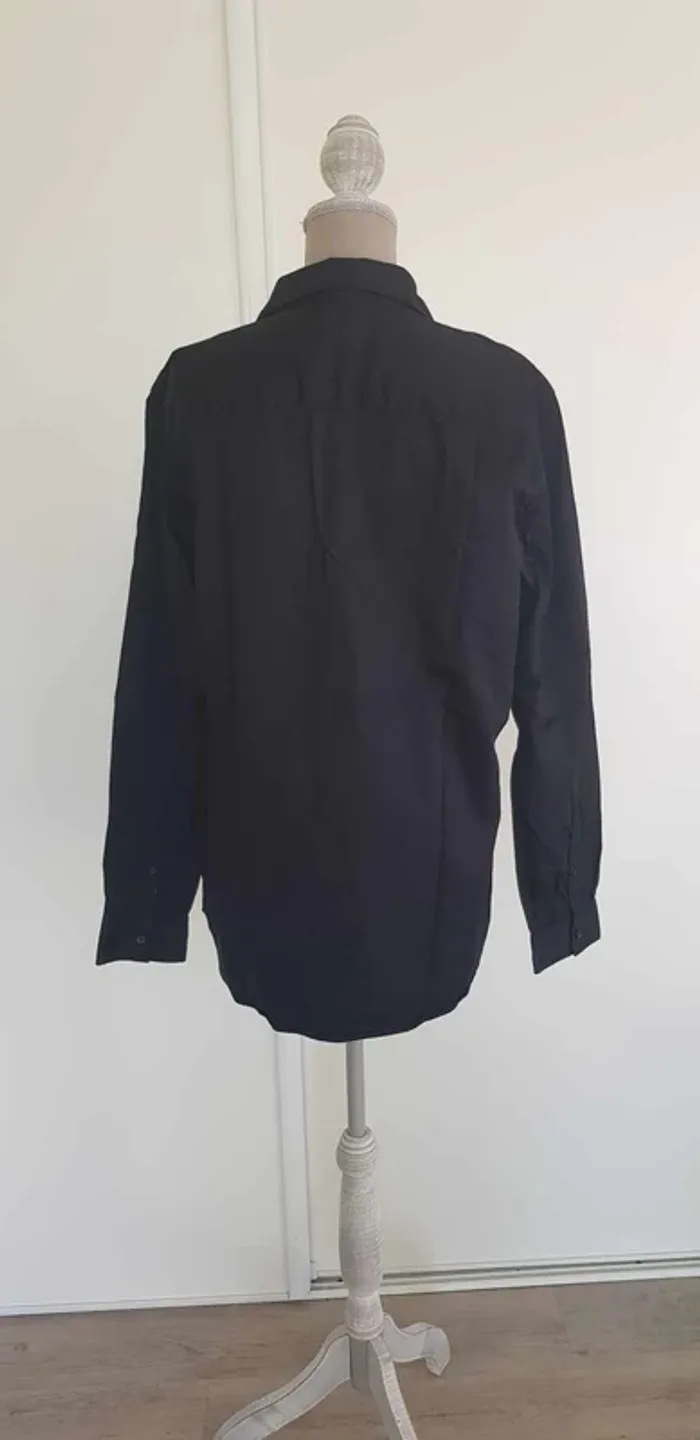 Chemise unie noire manches longues neuve - photo numéro 3