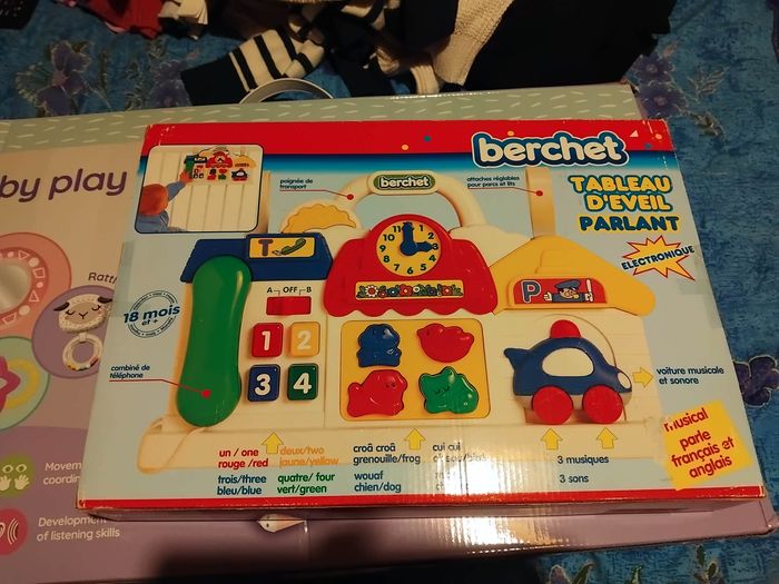 Tableau d'éveil parlant neuf - photo numéro 2