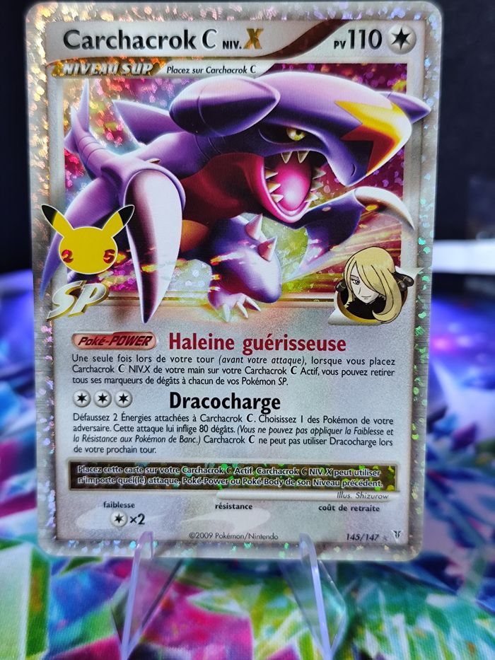 Carte pokémon neuve 🇨🇵 Carchacrok 145/147 Célébration 25 ans