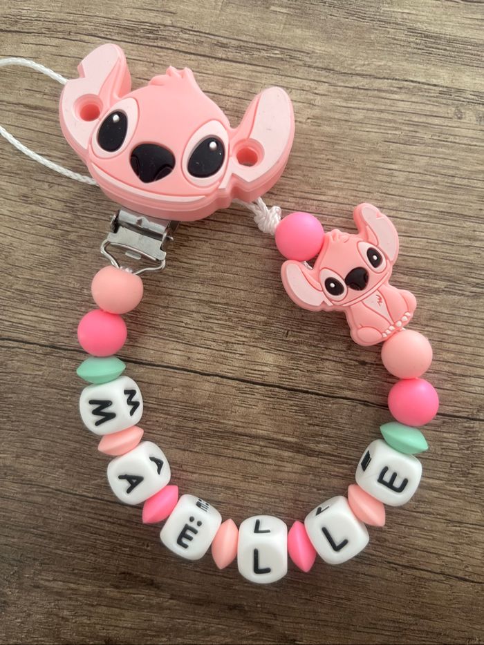 Attache tétine personnalisée Disney Angel Stitch - photo numéro 3