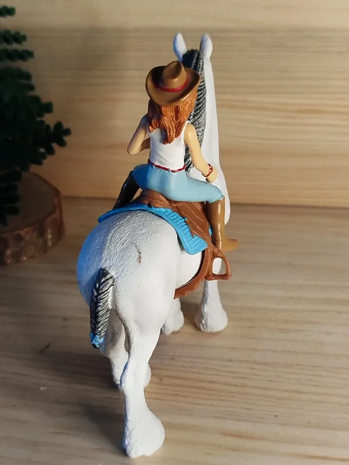 Schleich cavalière Cowgirl et sa jument Figurine équitation - photo numéro 3