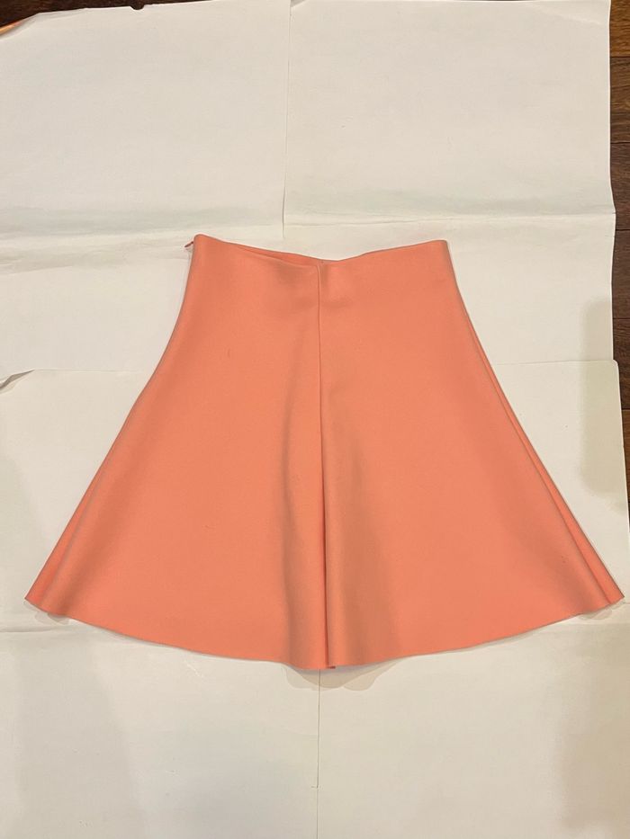 Jupe patineuse courte rose clair saumon zara taille XS - photo numéro 4