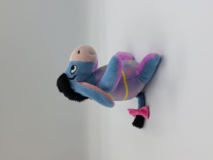 Petite peluche âne Bourriquet mauve bleu DISNEY NICOTOY déguisé en œuf de Pâques 16 cm - photo numéro 3